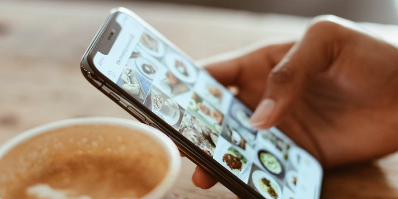 Податкова перевіряє торгівлю через Instagram та Facebook